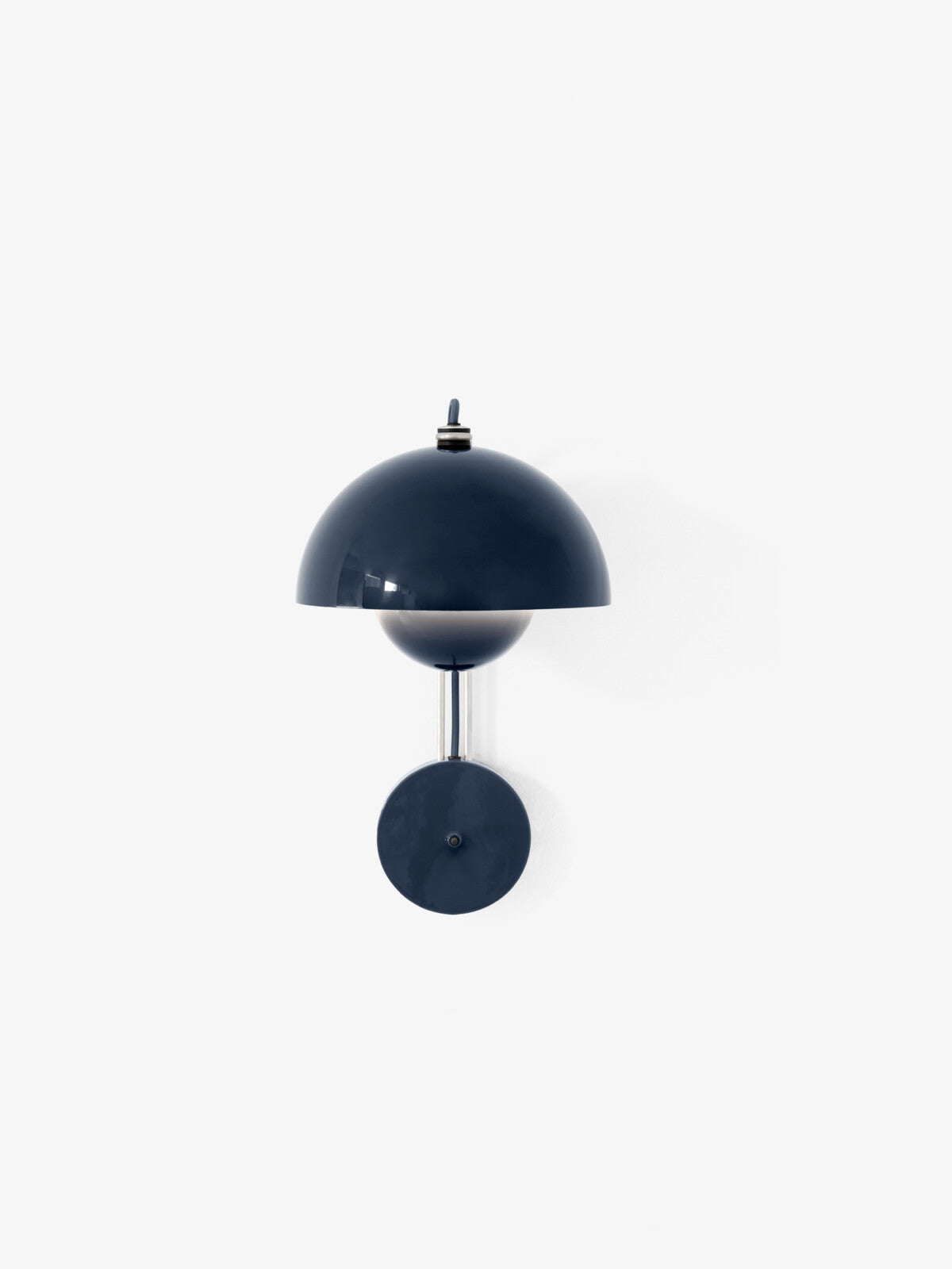 Flowerpot VP8 Vegglampe