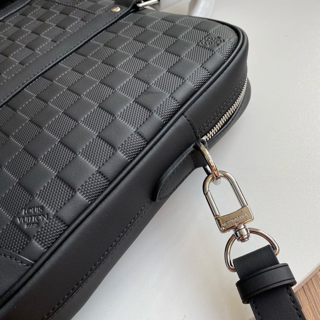 Louis Vuitton N40444 Porte-Documents Voyage PM