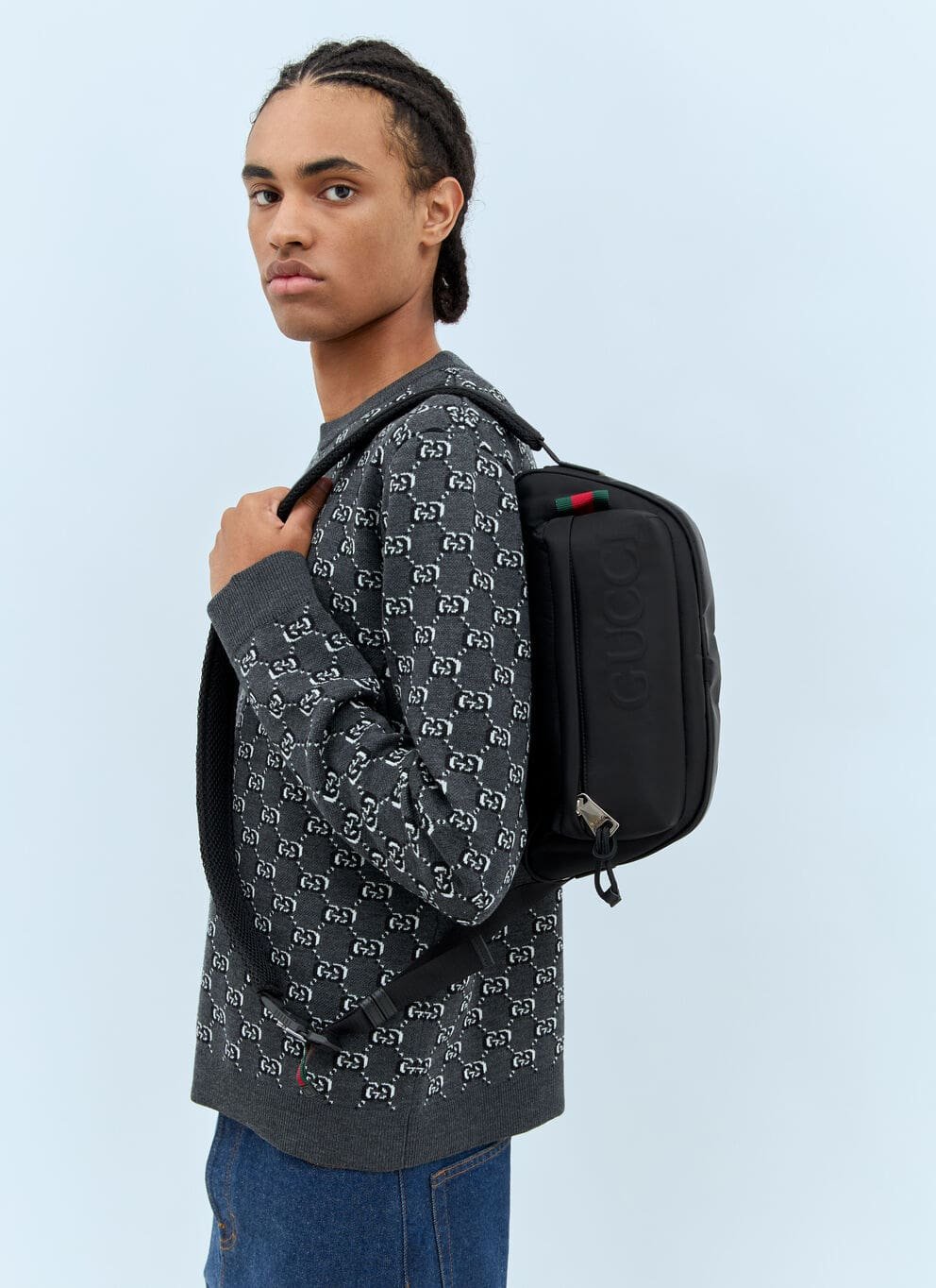 Gucci Embossed Logo Small Crossbody-taske
