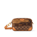 Louis Vuitton M26020 Trocadéro Wearable Punge