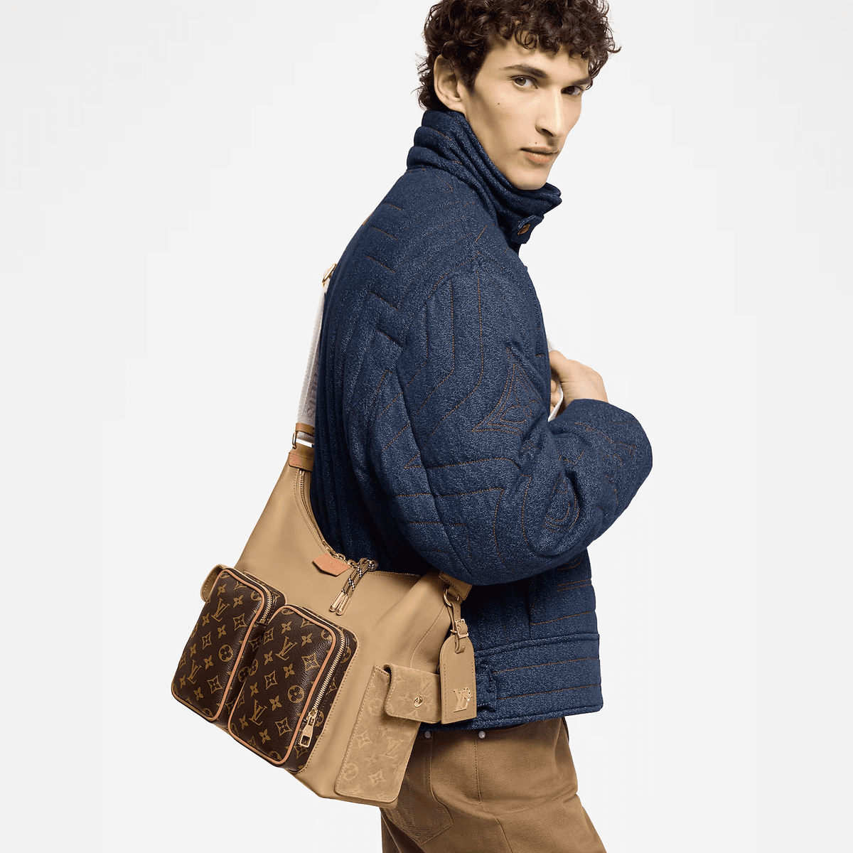 Louis Vuitton M12697 Hobo Cargo