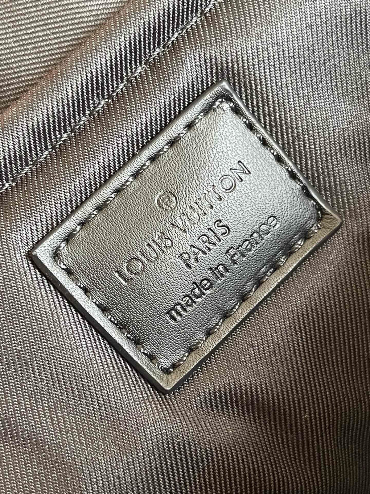 Louis Vuitton M20835 S-Lock Briefcase