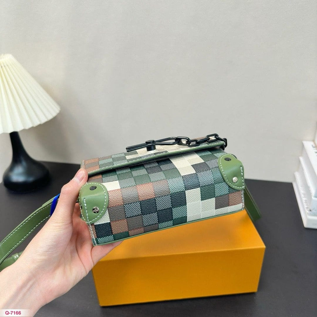 Louis Vuitton M83172 Steamer Wearable Punge