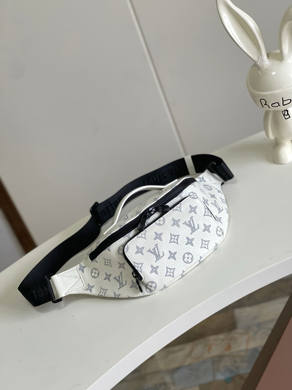 Louis Vuitton M25227 Rush Bumbag