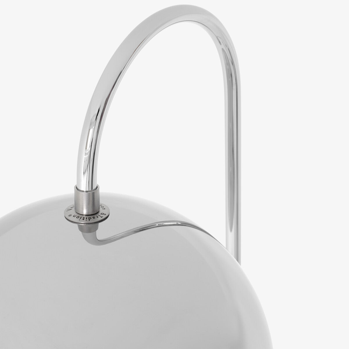 Flowerpot VP12 Gulvlampe