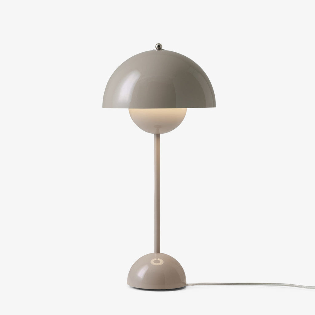 Flowerpot VP3 Bordlampe