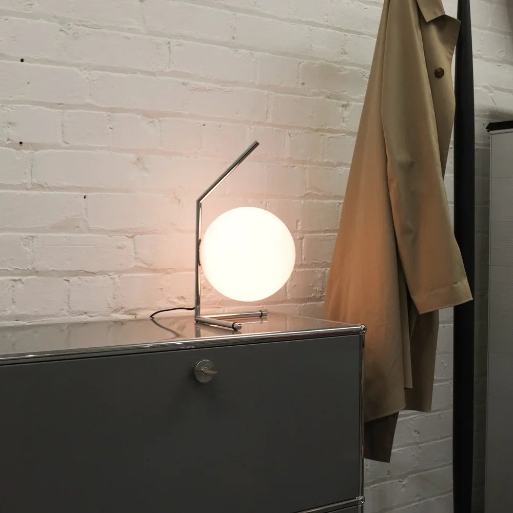 IC T1 Low Bordlampe Chrome - Utstillingsmodell