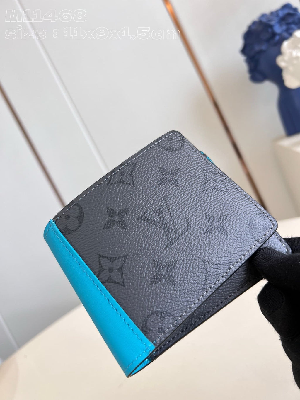 Louis Vuitton M11468 Multiple Punge