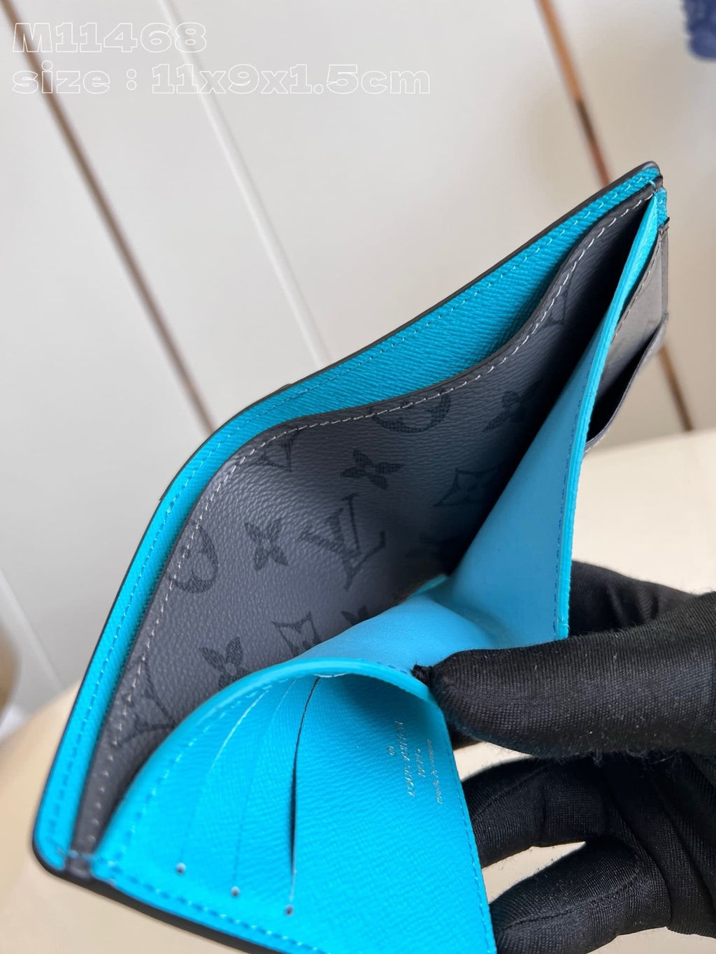 Louis Vuitton M11468 Multiple Punge