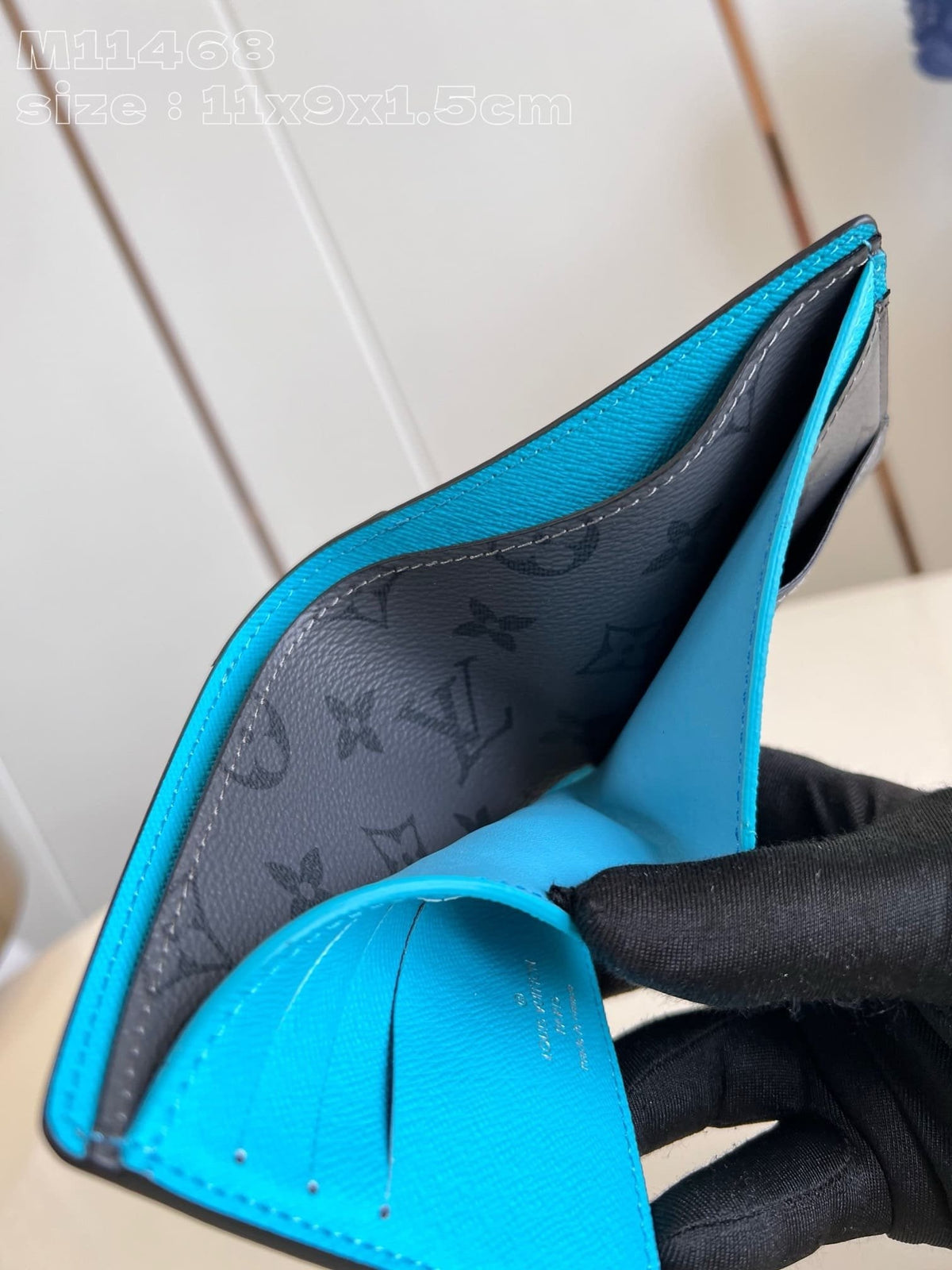 Louis Vuitton M11468 Multiple Punge