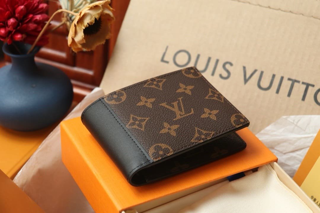Louis Vuitton M69408 Multiple Punge