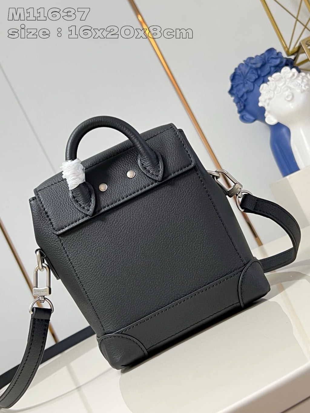 Louis Vuitton M11637 Steamer 15