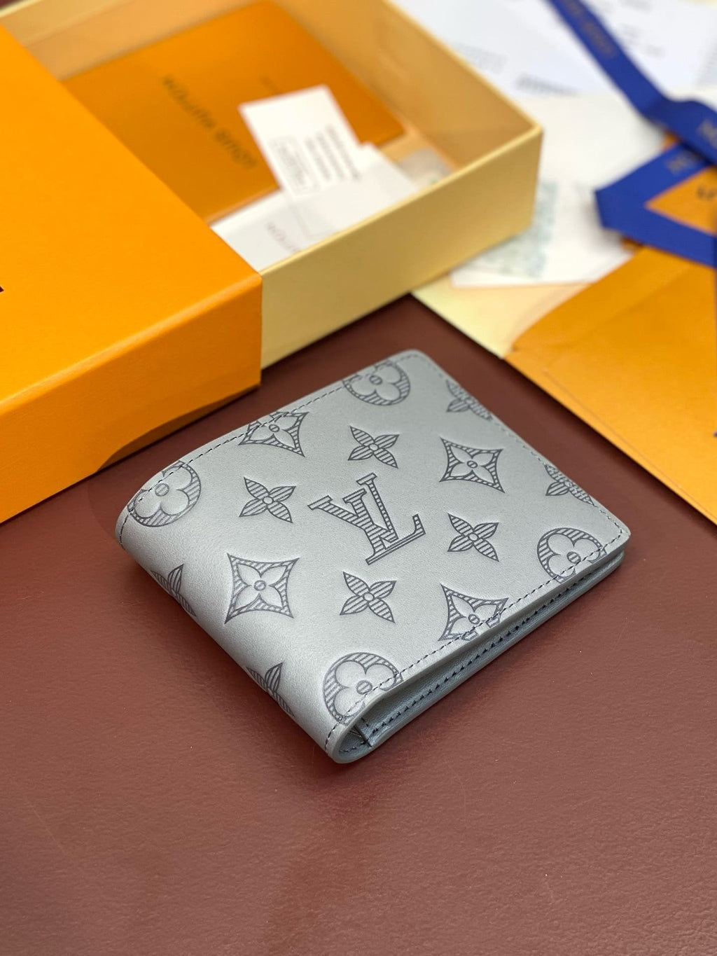Louis Vuitton M81383 Multiple Punge