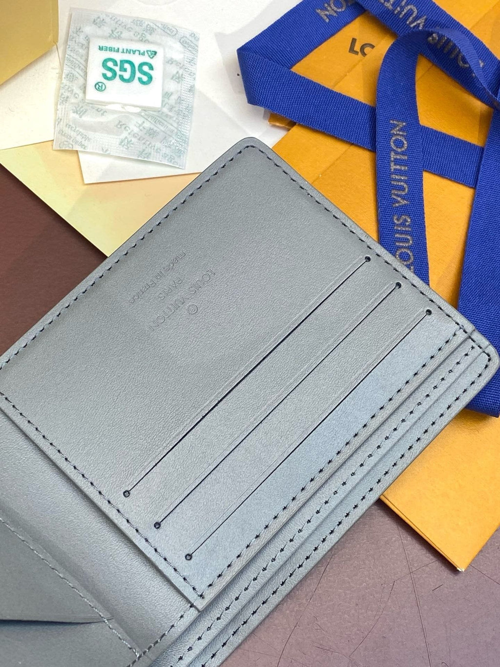 Louis Vuitton M81383 Multiple Punge