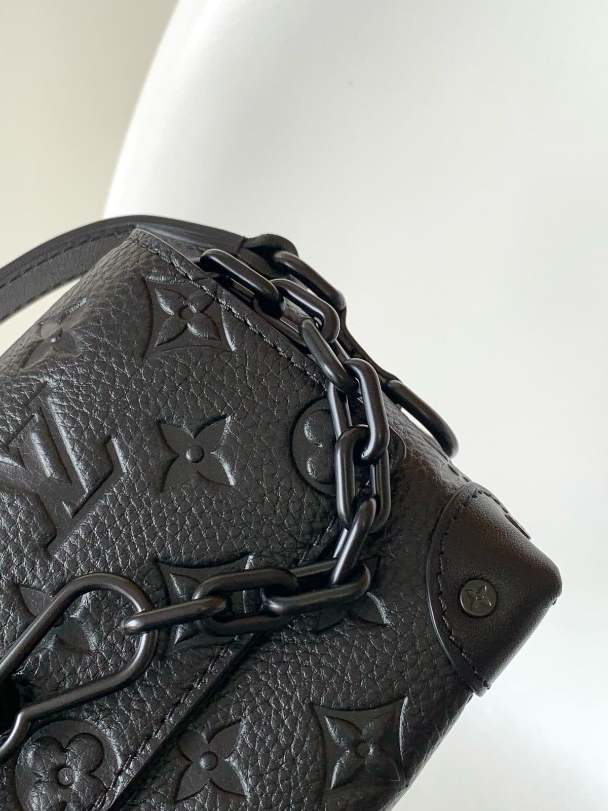 Louis Vuitton M81746 Steamer Wearable Punge
