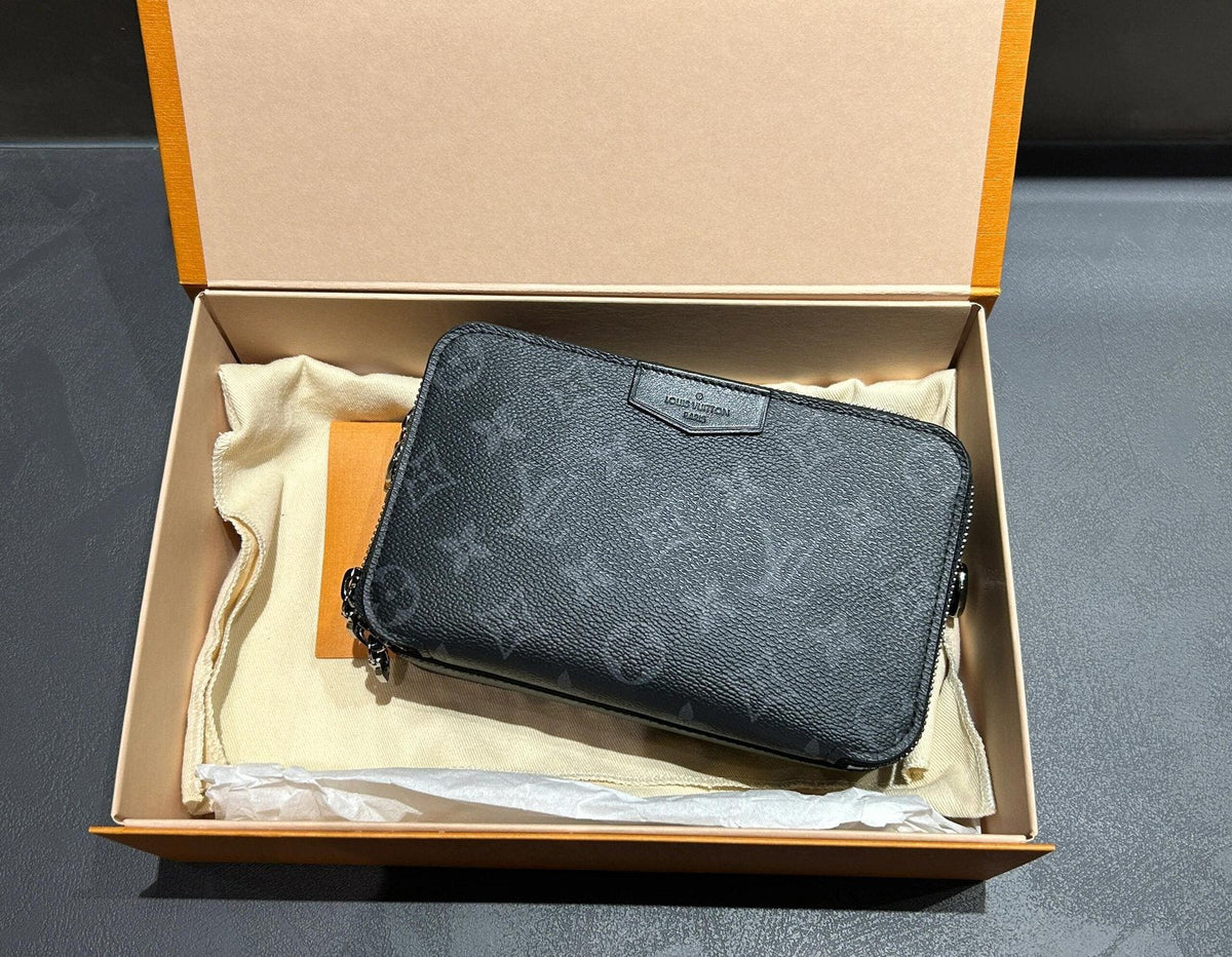 Louis Vuitton M80741 Alpha Wearable Punge