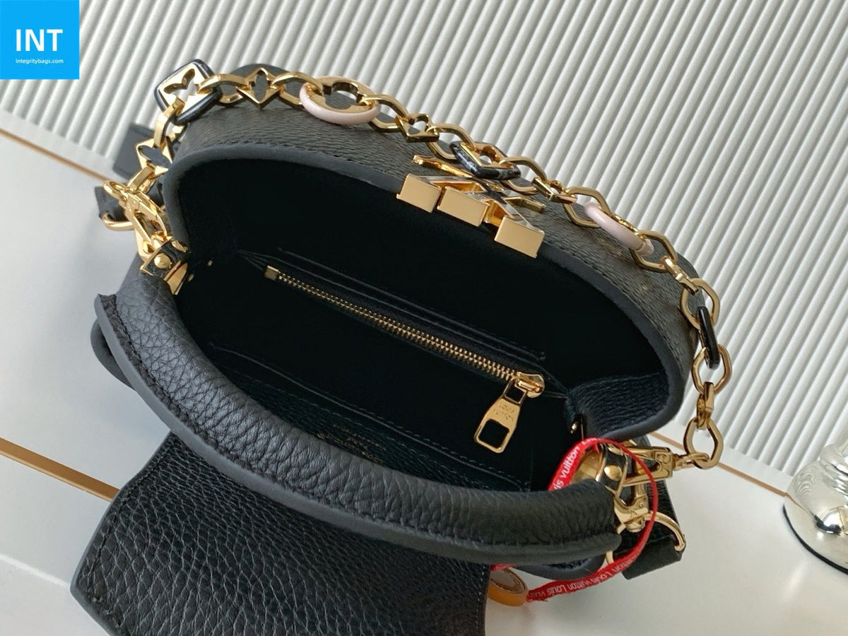 Louis Vuitton M14970 Capucines BB