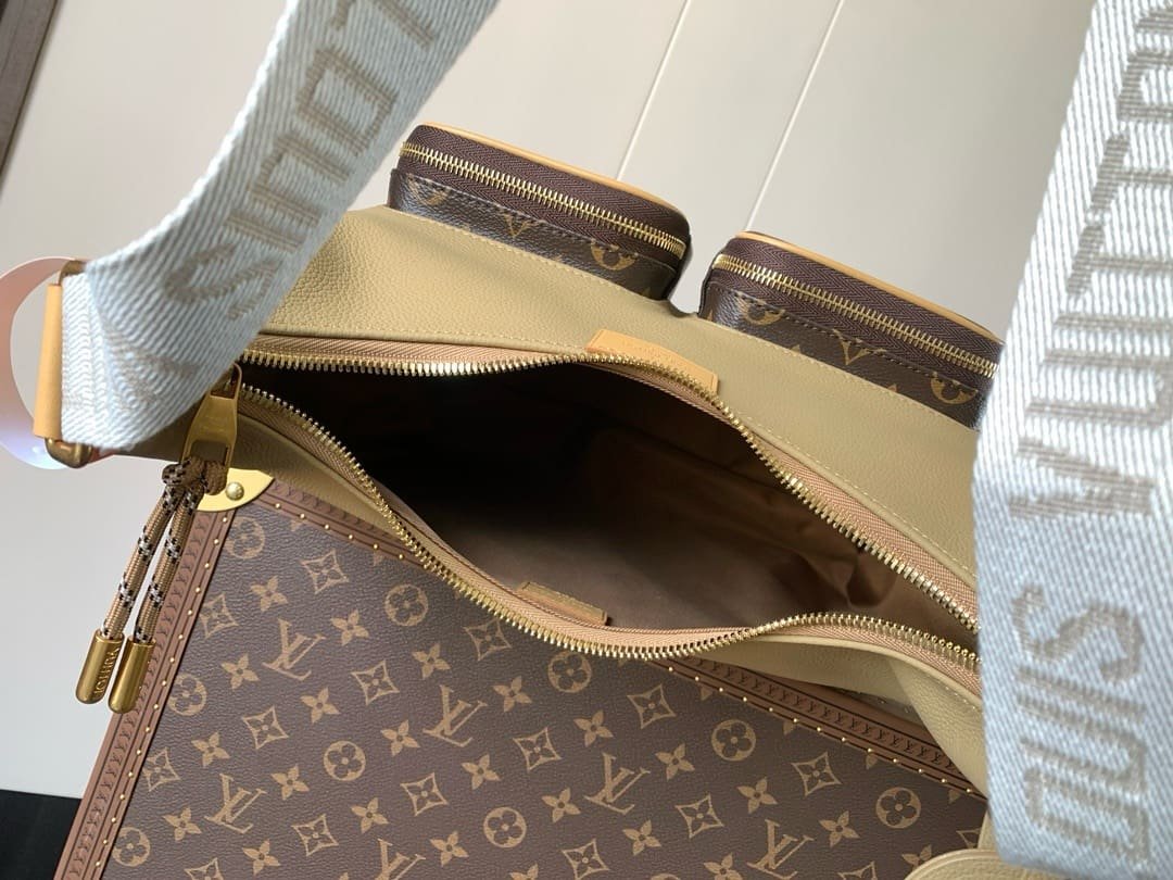 Louis Vuitton M12697 Hobo Cargo (top quality)