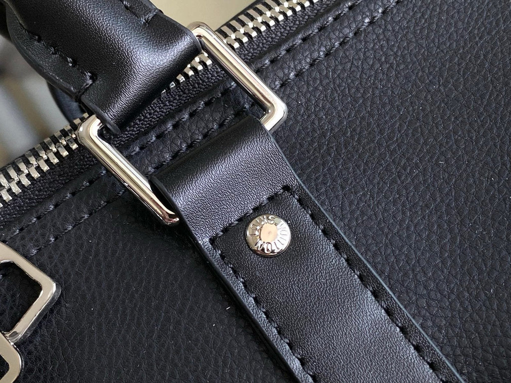 Louis Vuitton M12690 Keepall Bandoulière 50