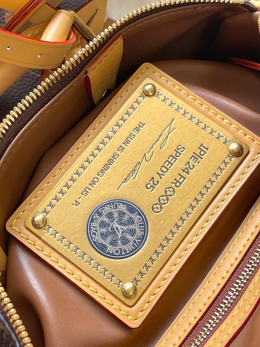 Louis Vuitton M24443 Speedy P9 Bandoulière 25
