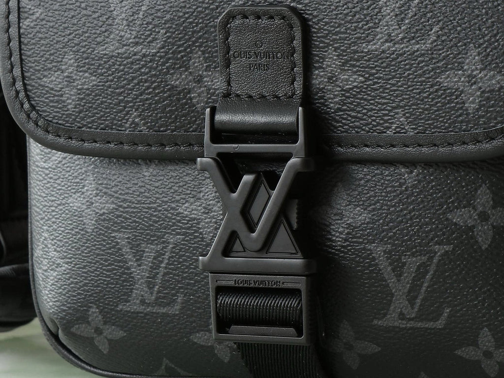 Louis Vuitton M12518 Getaway Messenger