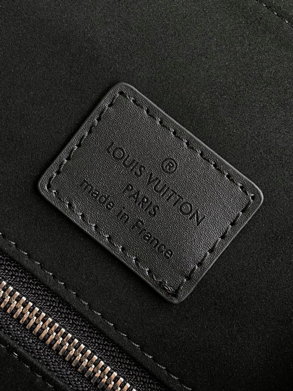 Louis Vuitton M50159 Christopher MM