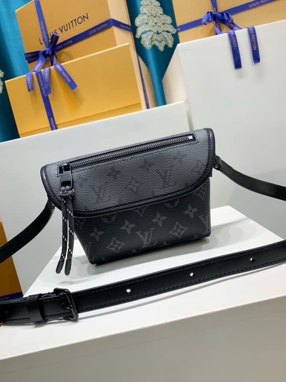 Louis Vuitton M12806 Pulse Wearable Punge