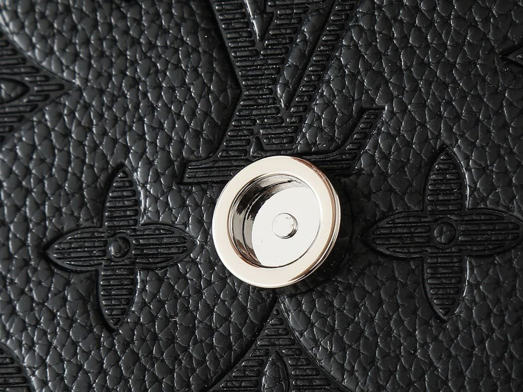 Louis Vuitton M12636 Pulse Wearable Punge