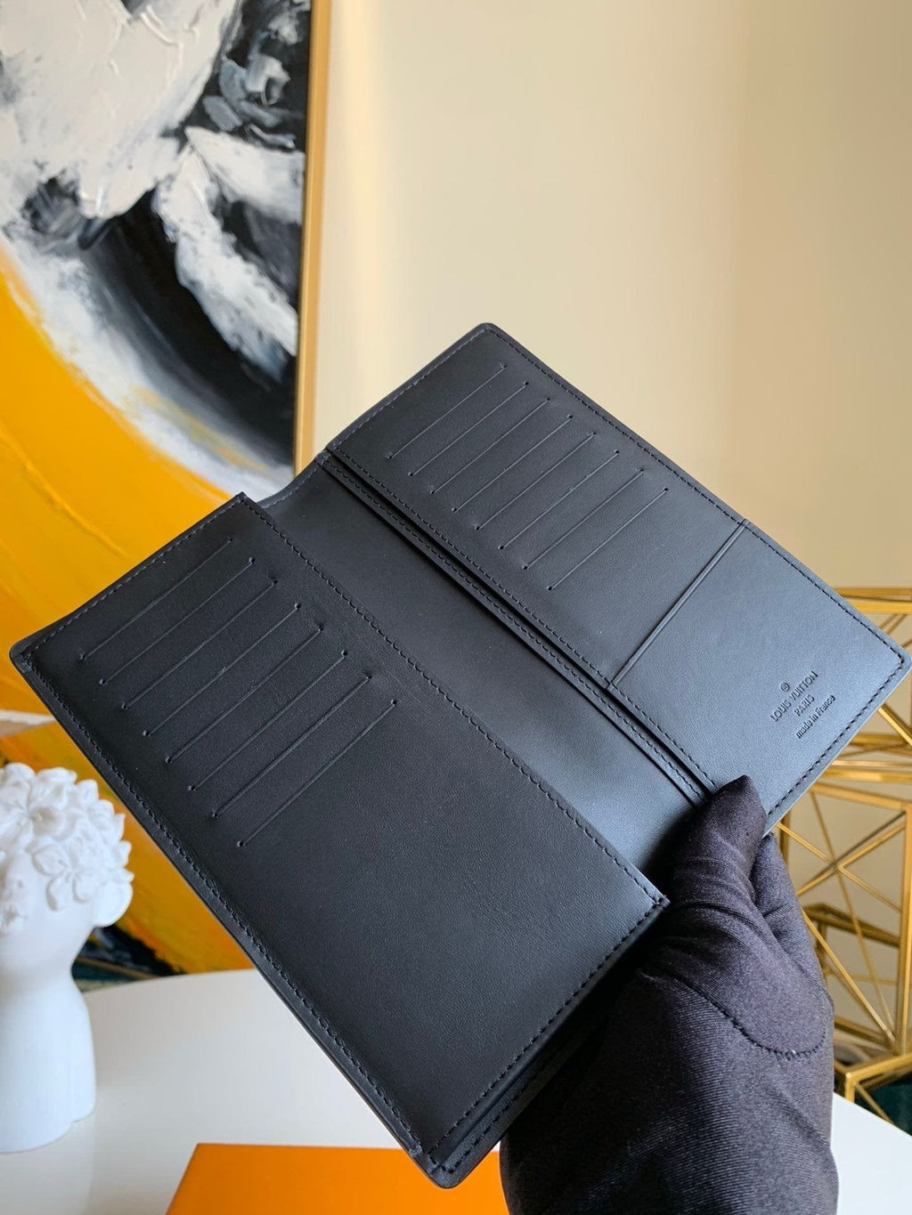 Louis Vuitton M69038 Brazza Punge