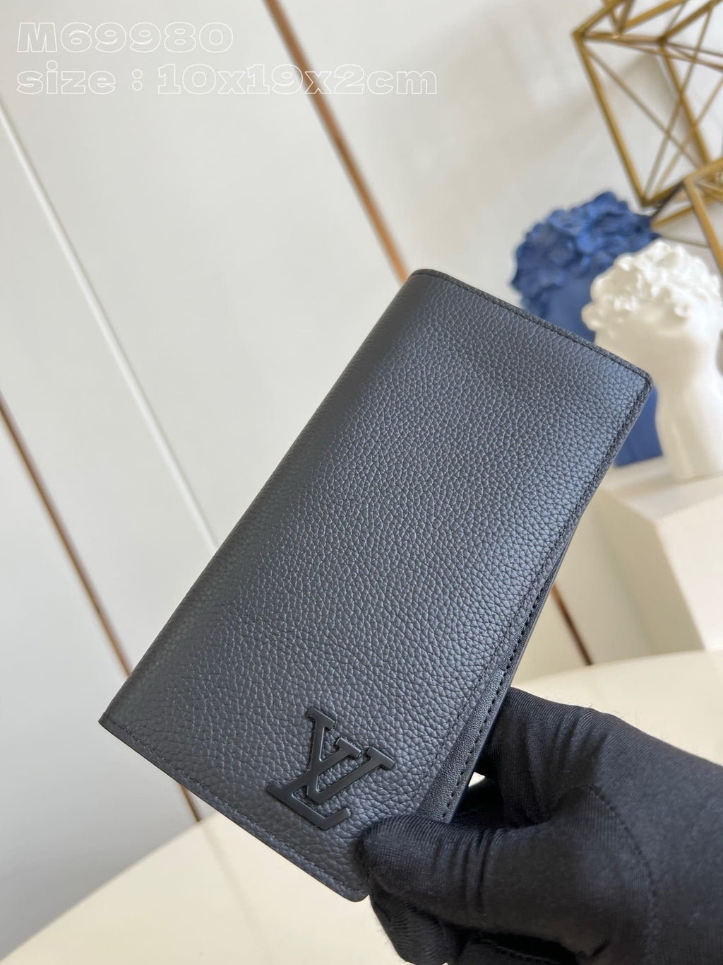 Louis Vuitton M69980 Brazza Punge