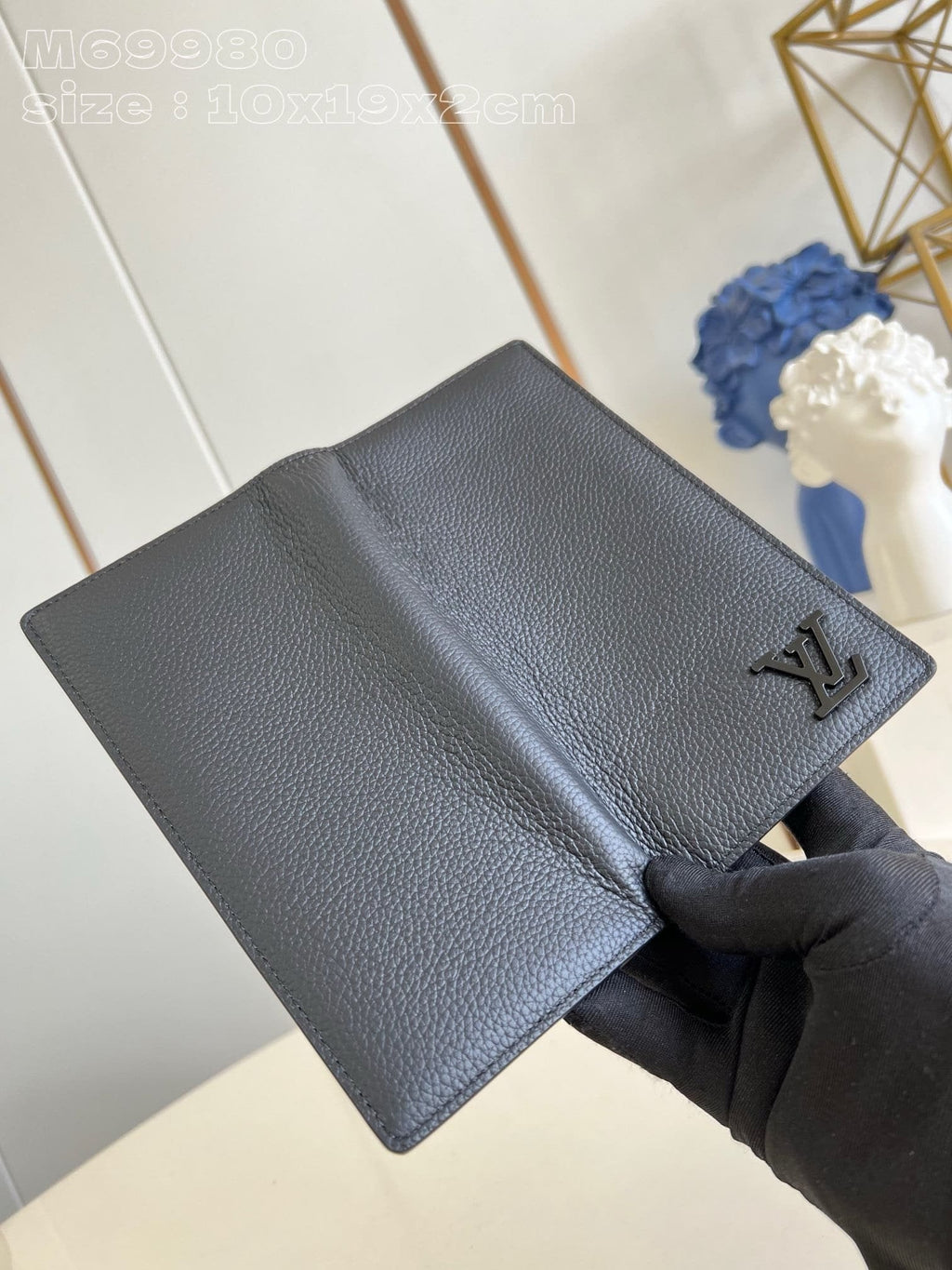 Louis Vuitton M69980 Brazza Punge