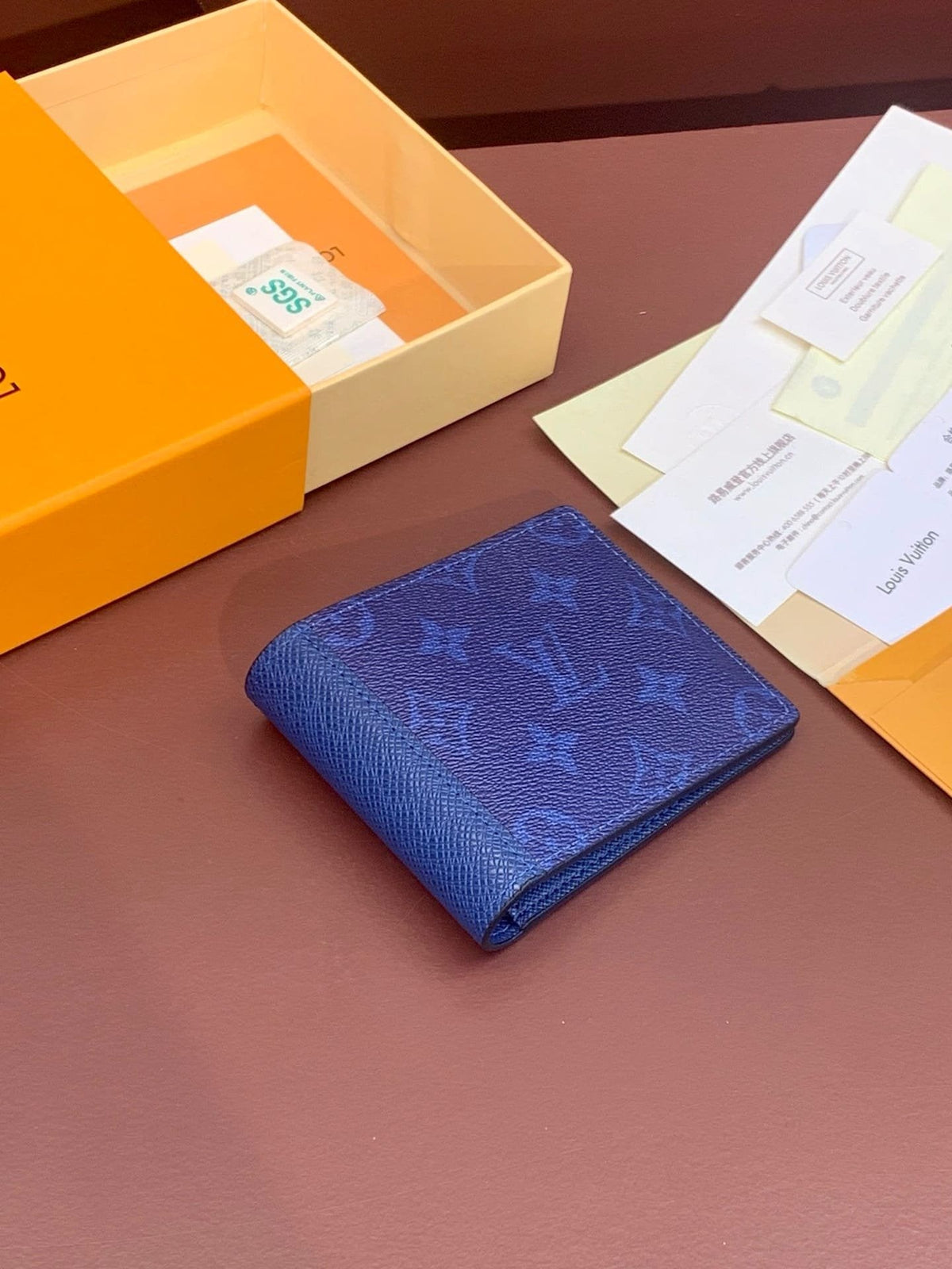 Louis Vuitton M30299 Multiple Punge