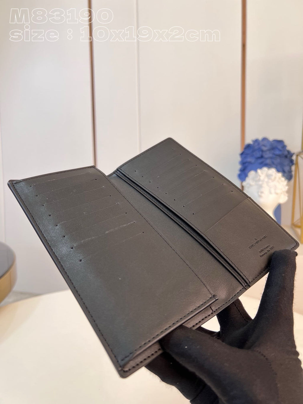 Louis Vuitton M83190 Brazza Punge