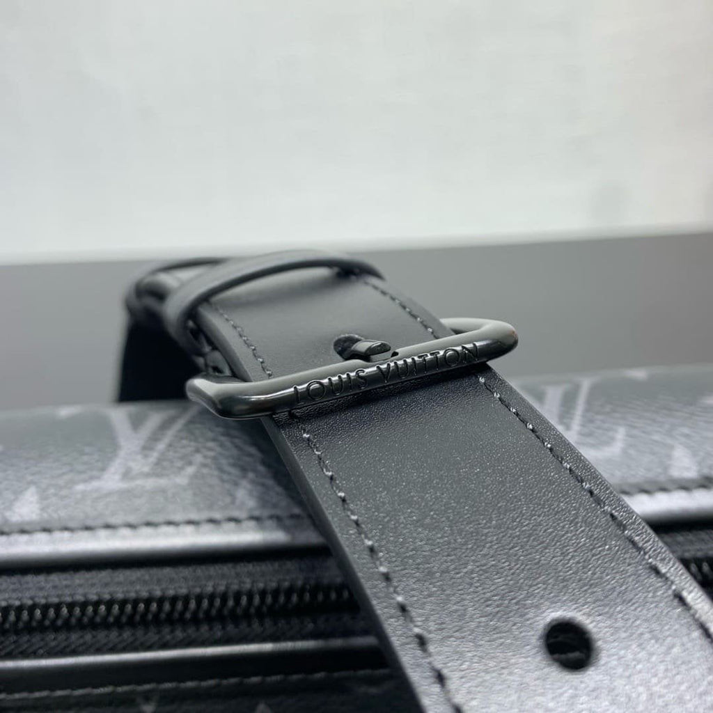 Louis Vuitton M12599 Bosphore Wearable Punge