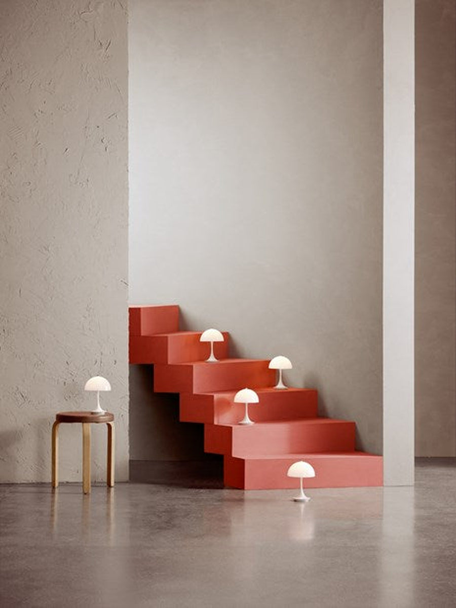 Panthella 160 portabel bordlampe