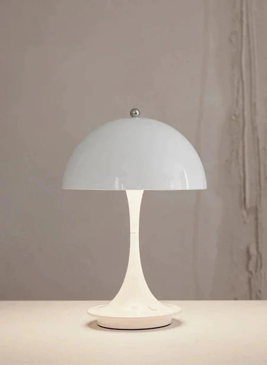 Panthella 160 portabel bordlampe