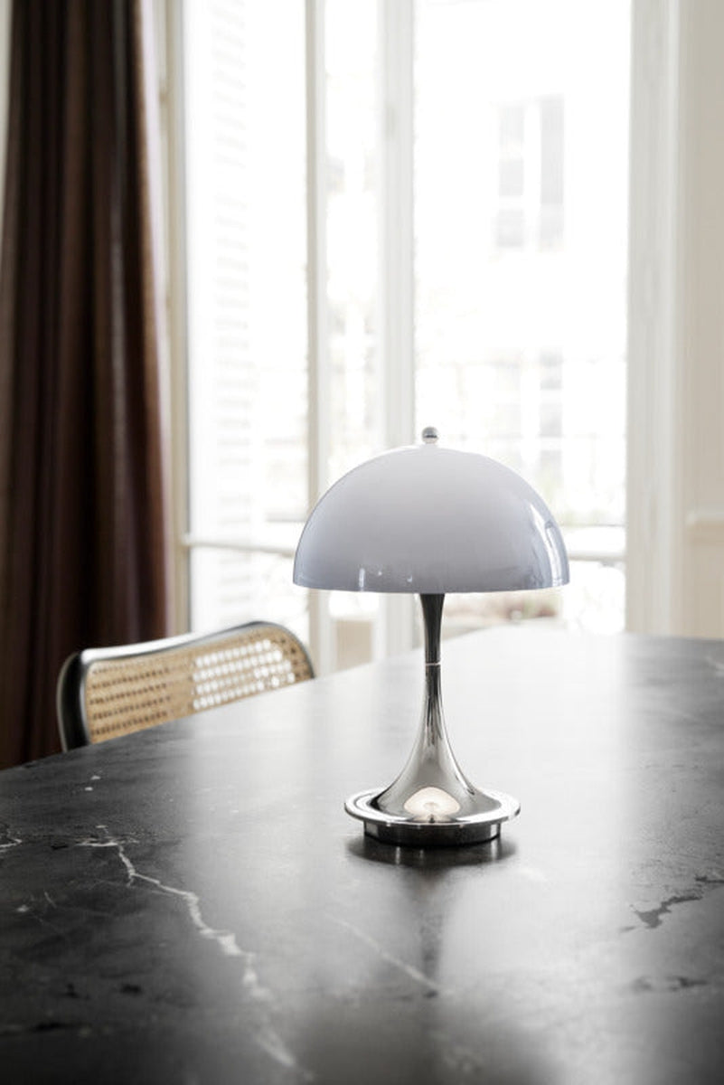 Panthella 160 portabel bordlampe
