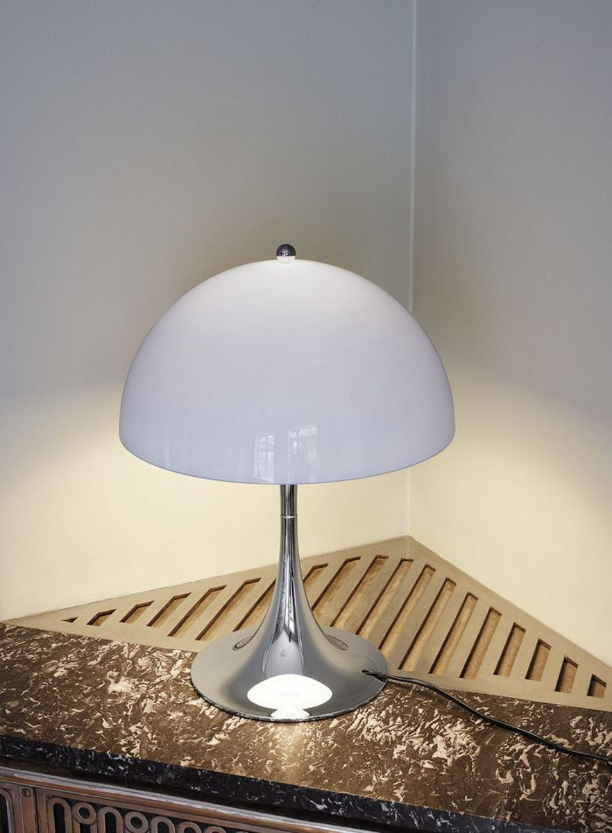 Panthella 320 bordlampe