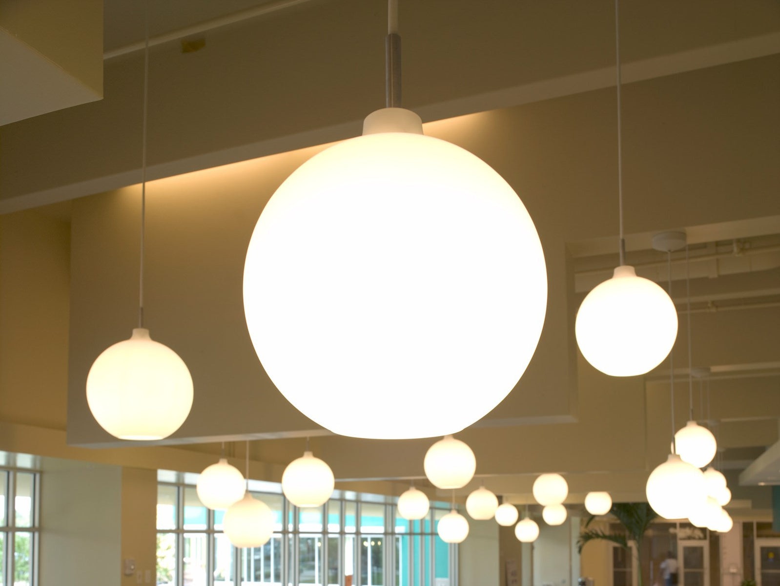 Wohlert taklampe Ø40 - Opal
