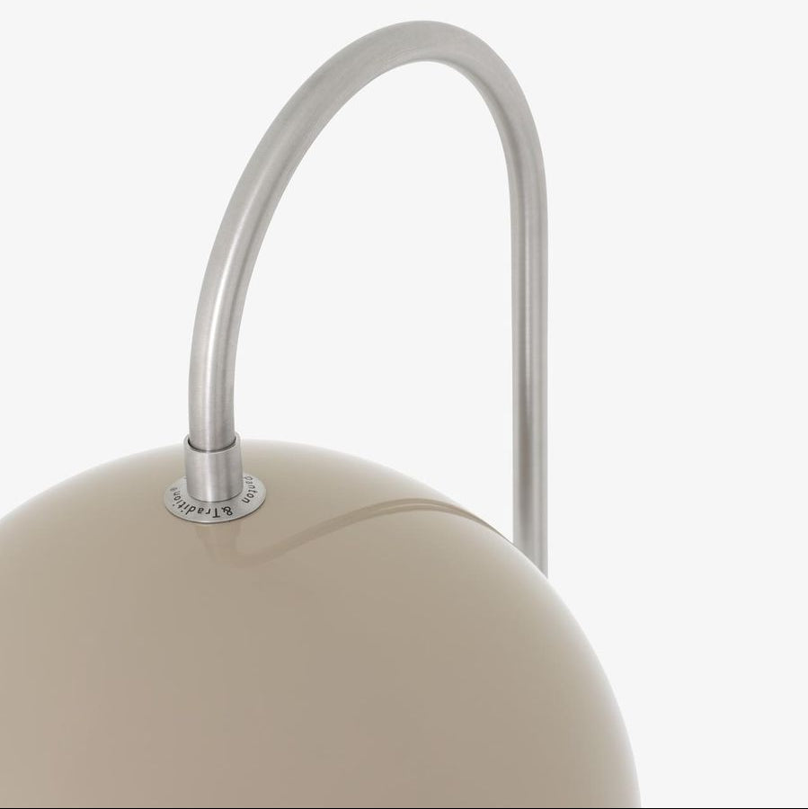 Flowerpot VP12 Gulvlampe