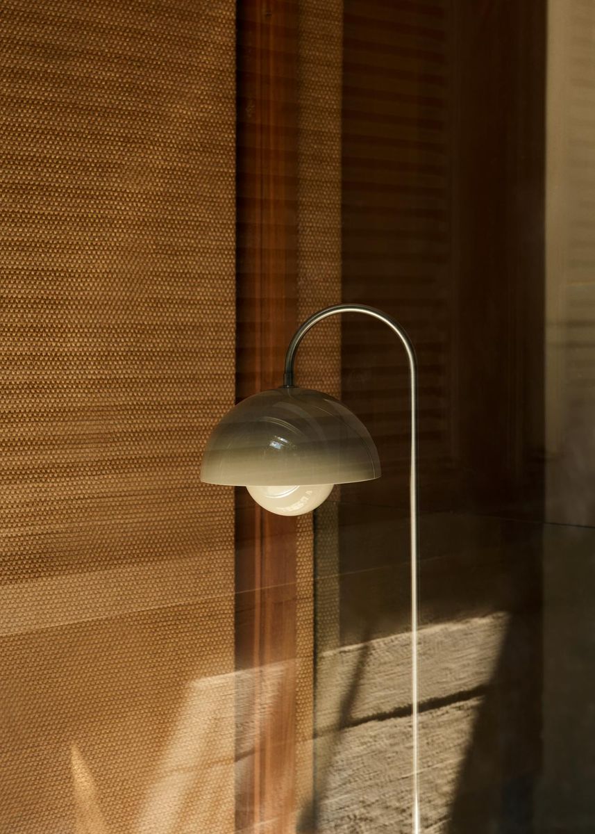 Flowerpot VP12 Gulvlampe