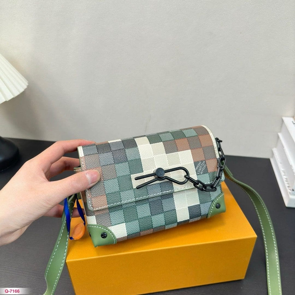 Louis Vuitton M83172 Steamer Wearable Punge