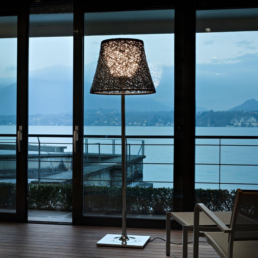 KTribe F3 Outdoor Gulvlampe - Utstillingsmodell