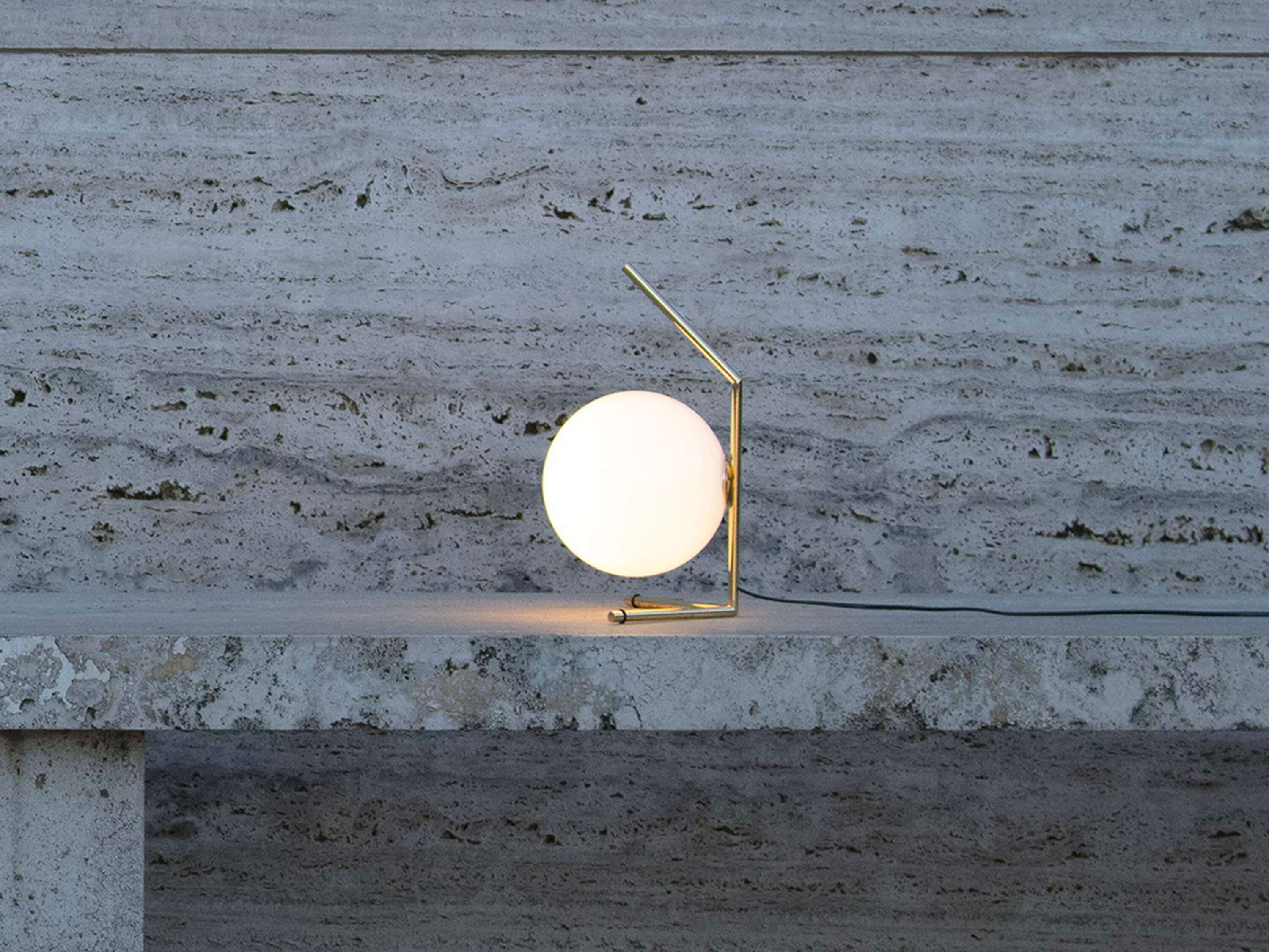 IC T1 Low 10 Anniversary Bordlampe - Utstillingsmodell