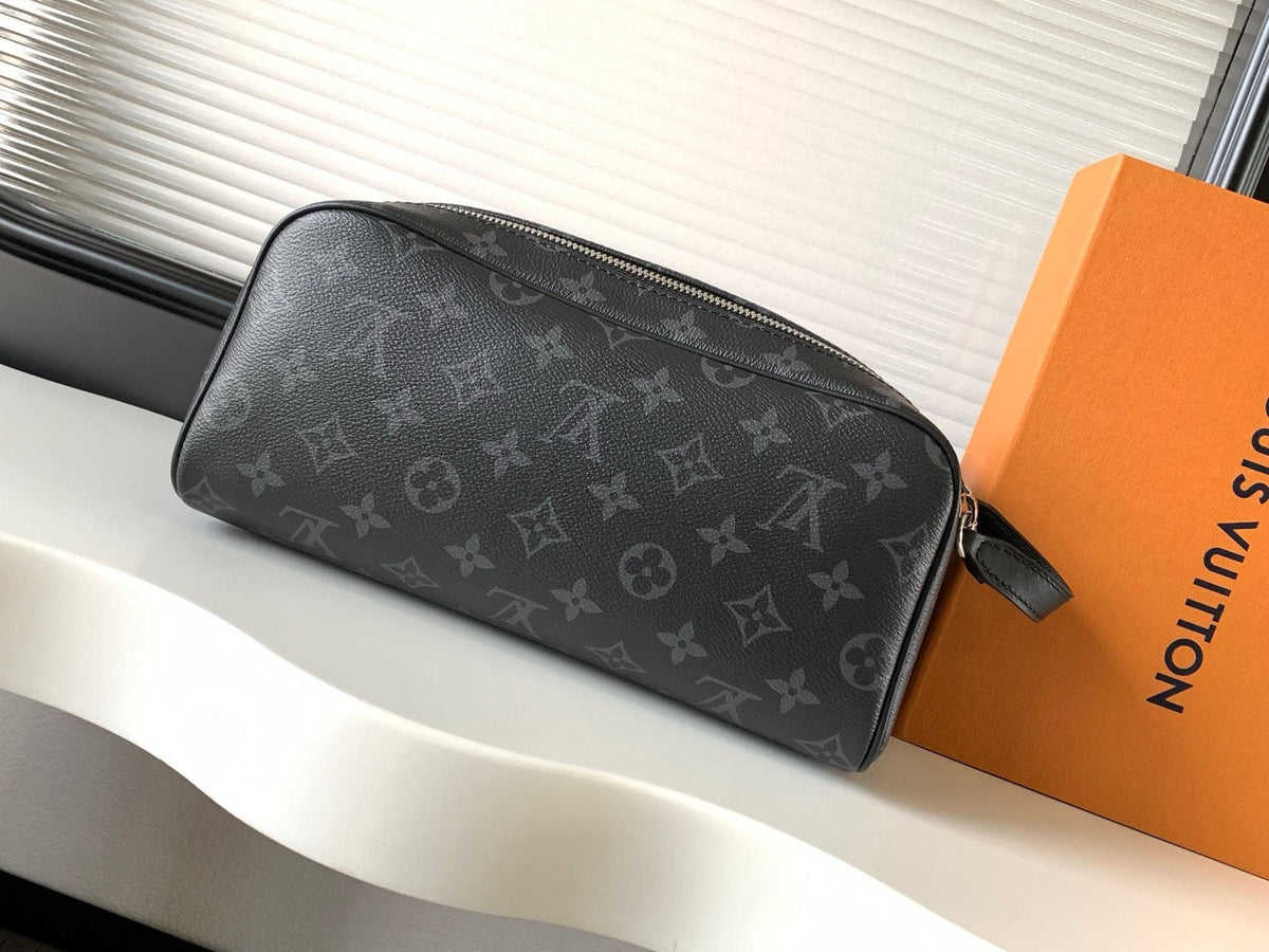 Louis Vuitton M46354 DOPP KIT toiletry bag