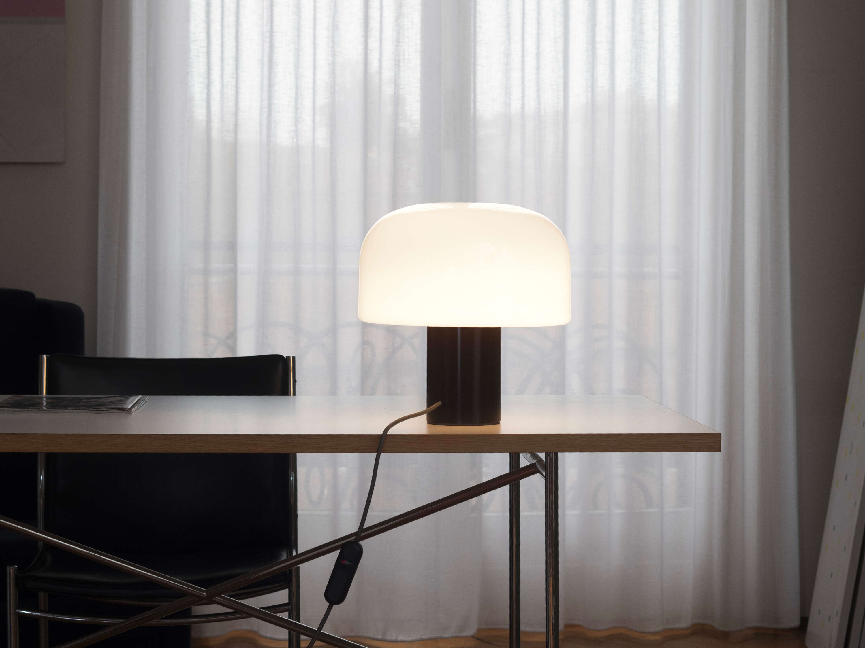 Bellhop Glass Bordlampe Cioko - Utstillingsmodell