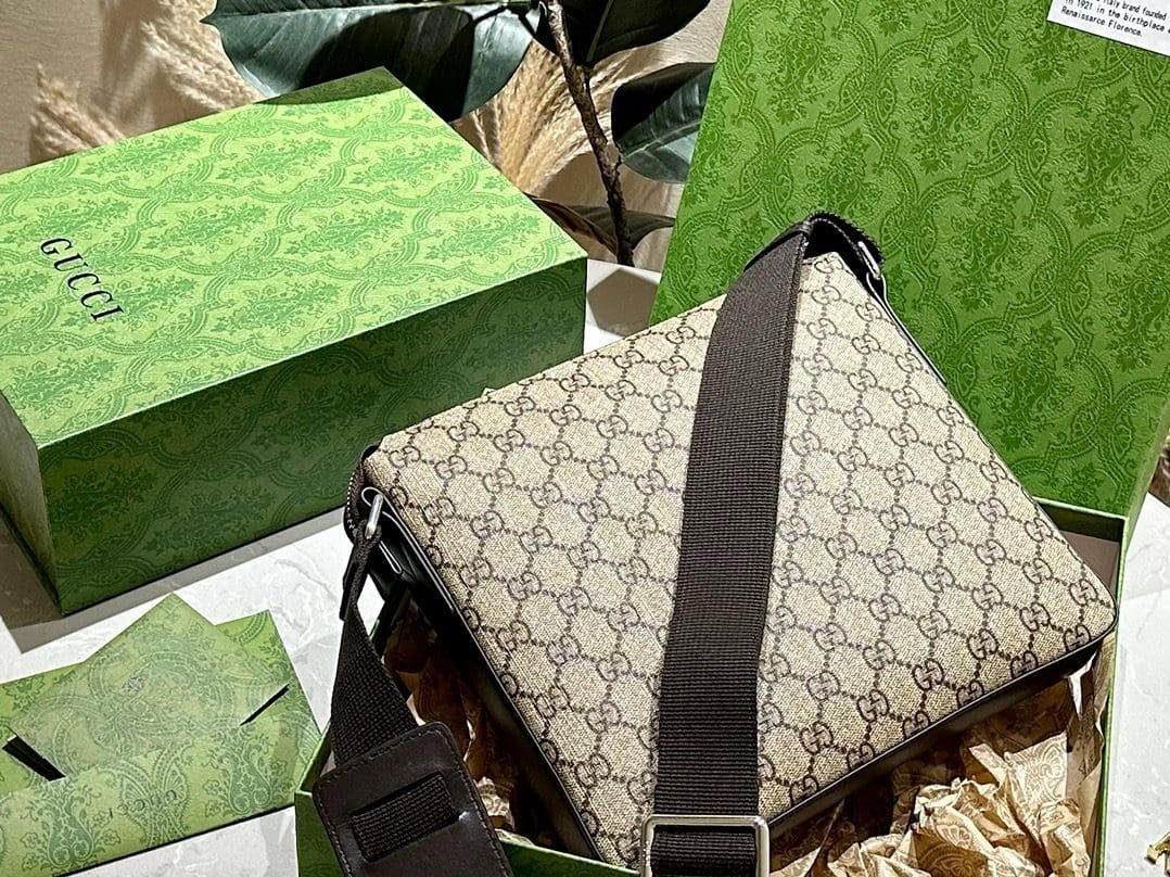 Gucci men's shoulder crossbody bag
