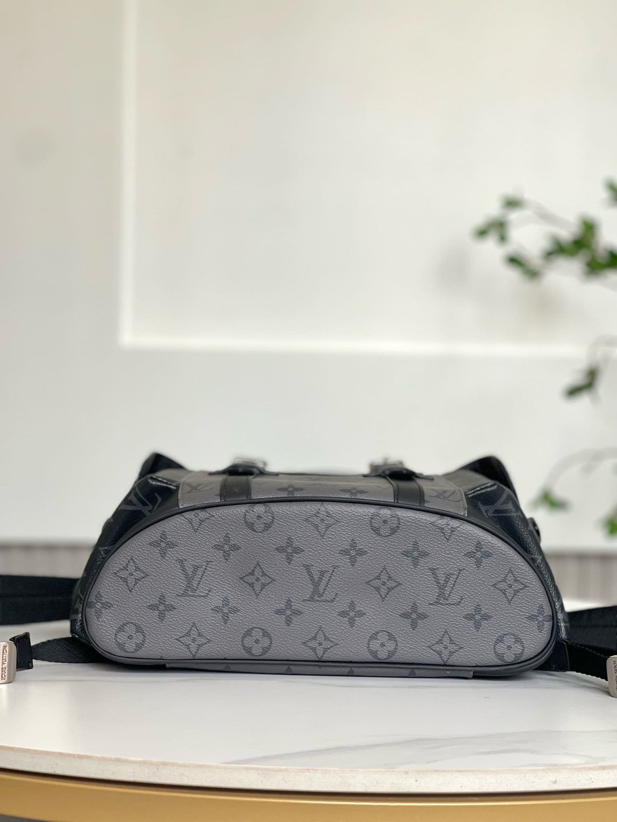 Louis Vuitton M46331 Christopher PM
